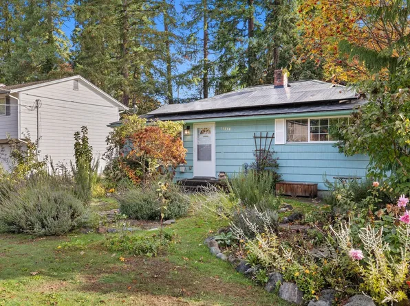 15738 Interlake Avenue N, Shoreline, WA 98133