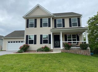 25 Jennifer Rd, York, PA 17404