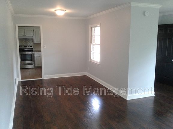 4th image of 948 Hickory Dr