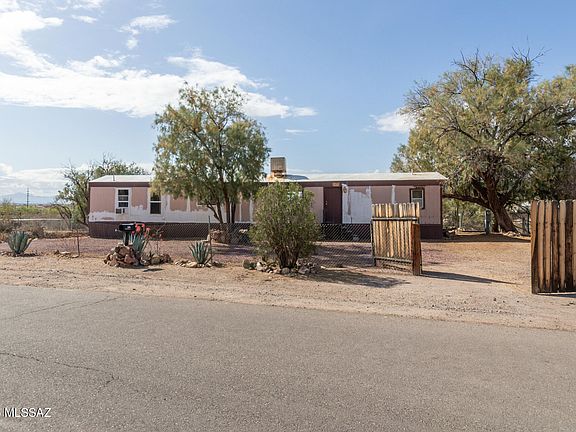 4th image of 3161 W Century Dr
