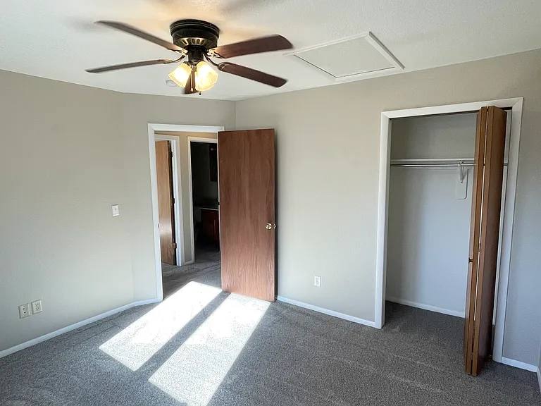 Boswell Dr — Photo 14