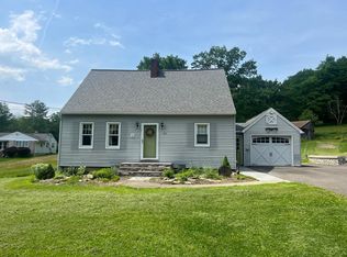 213 Meeker Rd, Vestal, NY 13850