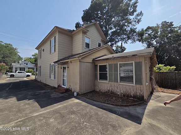 2nd image of 321 Mcdonald Avenue
