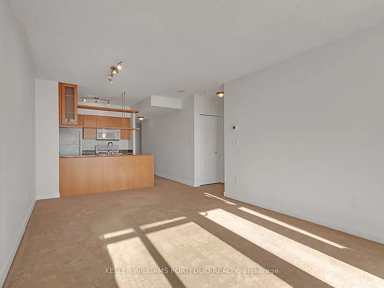 10 Navy Wharf Ct #2910 — Photo 14