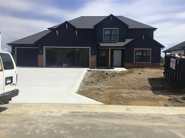 17456 Creekside Crossing Run, Huntertown, IN 46748