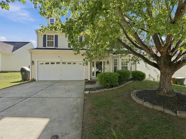 6005 Elderbush Dr, Greensboro, NC 27405