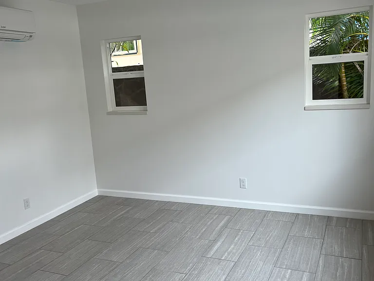 838 18th Ave — Photo 15