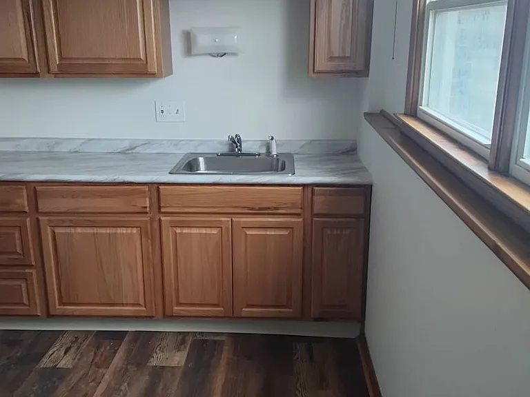 138 Polk Street — Photo 2