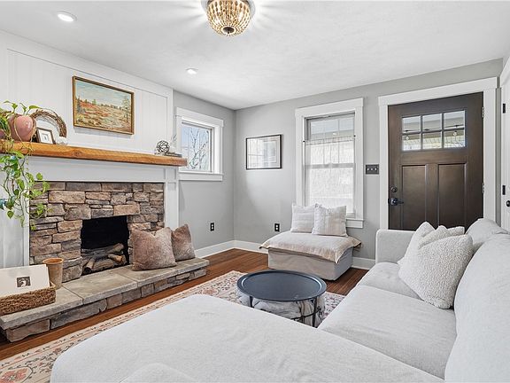 5th image of 272 Spring Run Rd