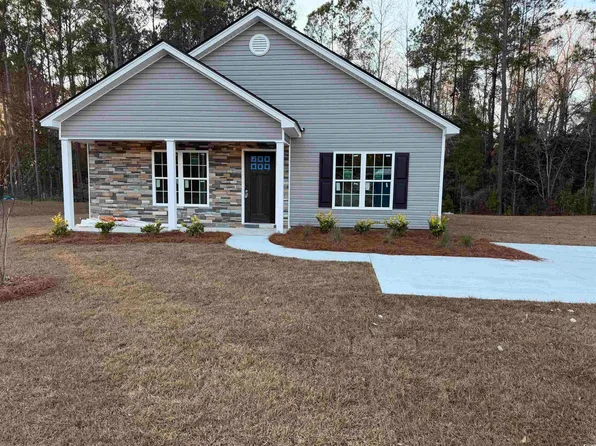 3177 Bryant St., Loris, SC 29569