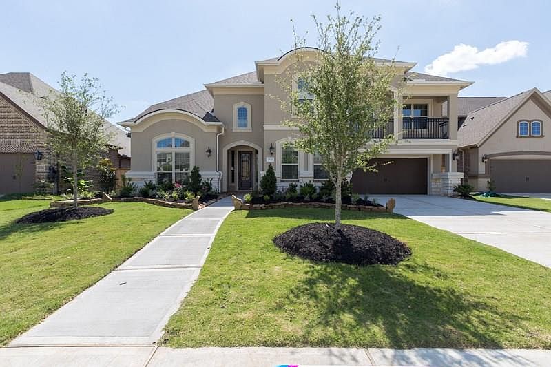 1st image of 2722 Dogwood Terrace Ln