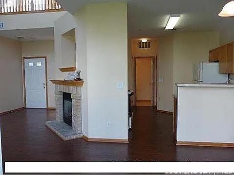 5th image of 5105 Holly Ln N Unit 2