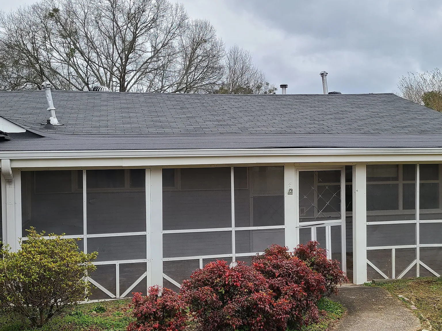 3 bed, 1445 sqft, $1,595 — Photo 2