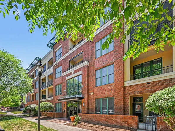300 Finsbury St APT 306, Durham, NC 27703
