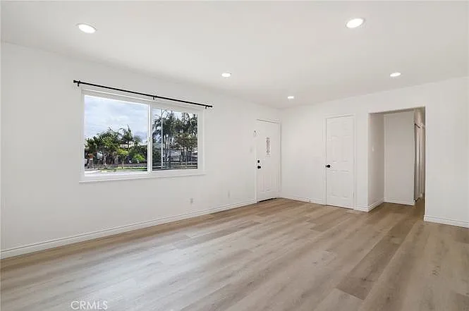 319 Le Borgne Ave — Photo 1
