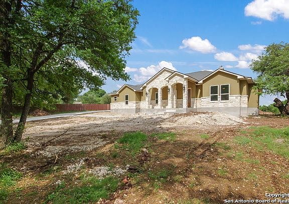 2nd image of 639 River Chase Way