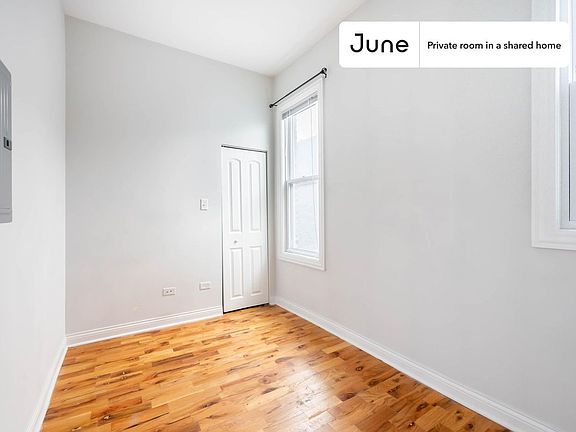3rd image of 1443 N Campbell Ave #B