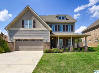 2408 Bell Manor Dr, Huntsville, AL 35803