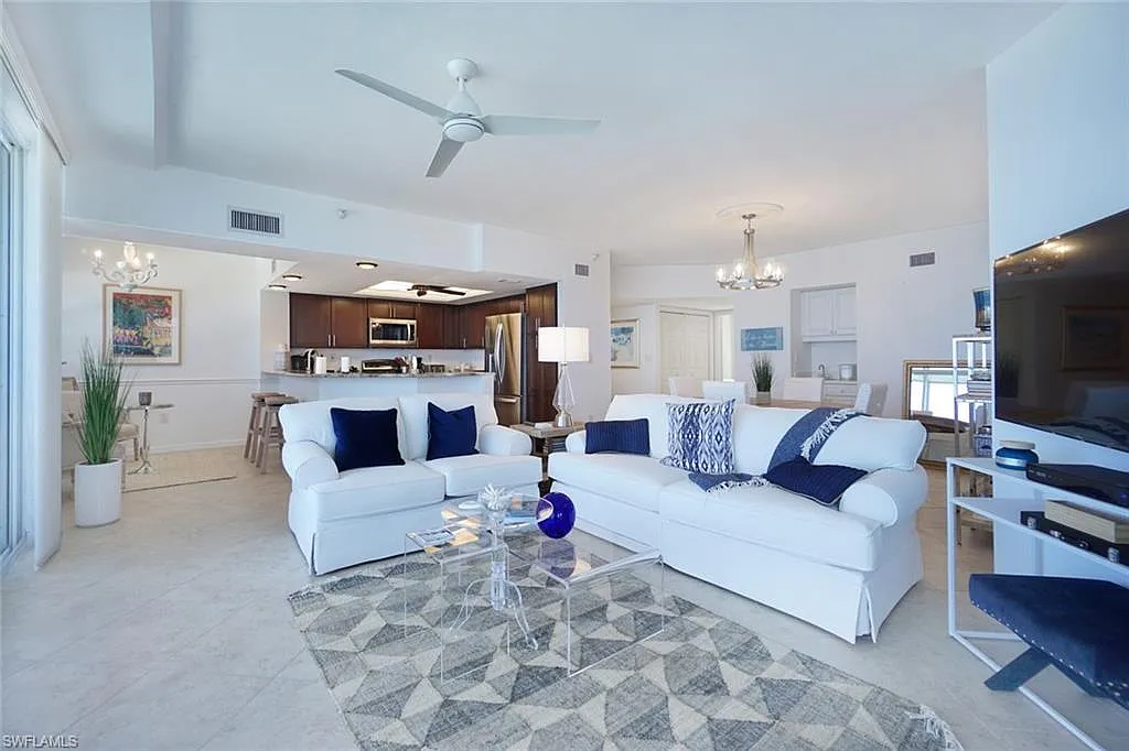 3 bed, 2.0 bath, 1550 sqft, $22,000 — Photo 2