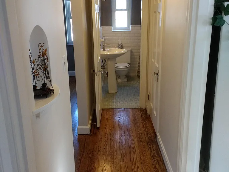 2745 McKinley Ave #1 — Photo 13