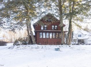 3238 Angleterre Blvd, Akron, OH 44312