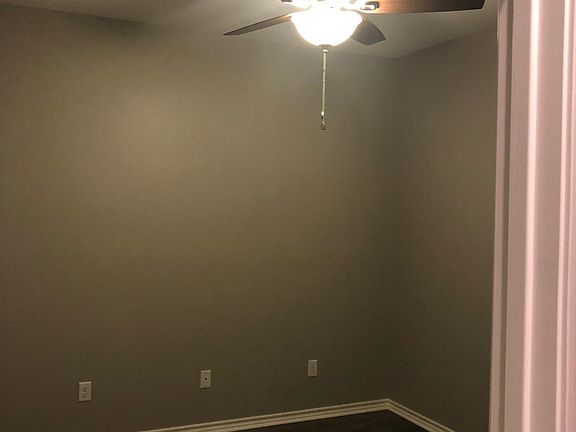 3rd image of 16093 Echo Glen Dr