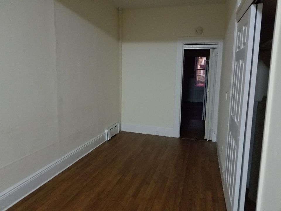 2nd image of 1327 Taylor Ave