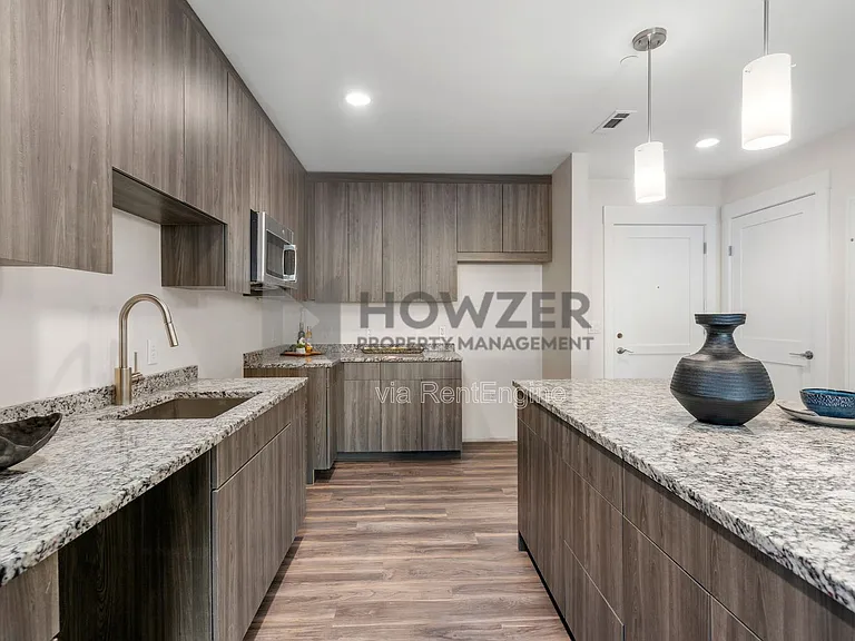 850 Falmouth Rd — Photo 13