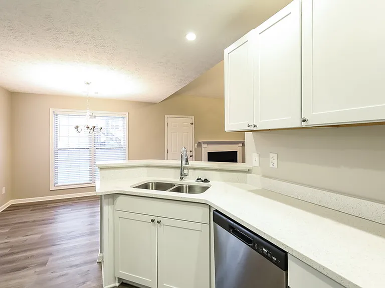 1461 Starling Ct — Photo 7