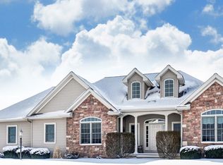 725 N Persimmon Dr, Warsaw, IN