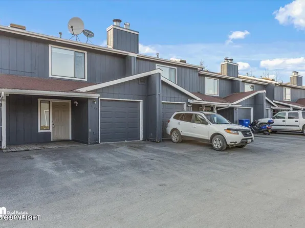 8050 Pioneer Dr APT 1103, Anchorage, AK 99504