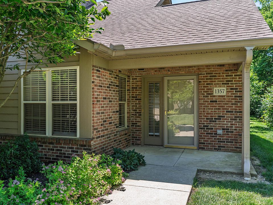 1st image of 1357 Woodberry Pl