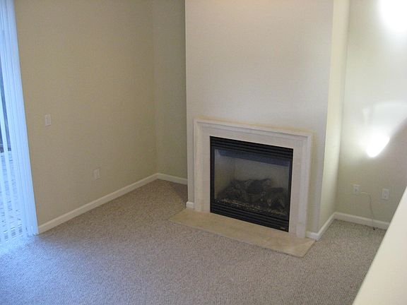 3rd image of 193 Terreno De Flores Cir #C