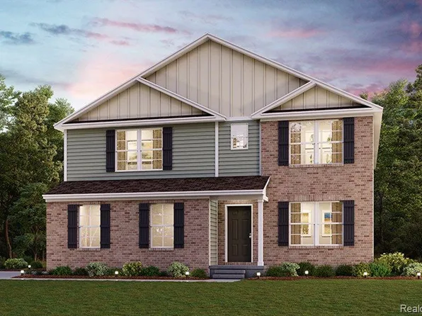 8389 Noor Dr, Grand Blanc, MI 48439