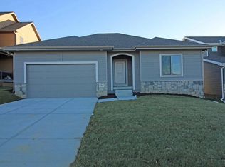17541 Patrick Ave, Omaha, NE 68116