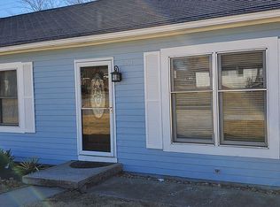8201 Armstrong Ave, Kansas City, KS 66112