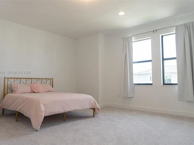 8151 Laurel Falls Dr — Photo 20