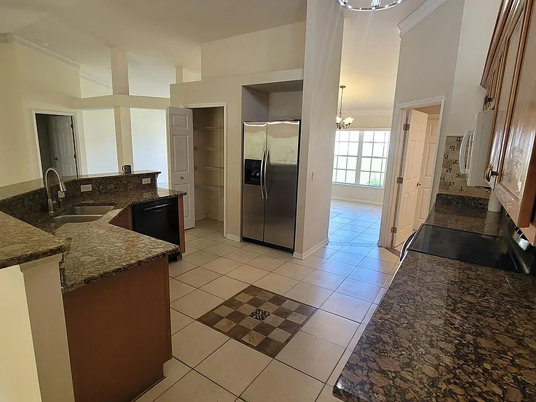964 W Hemlock Dr — Photo 17