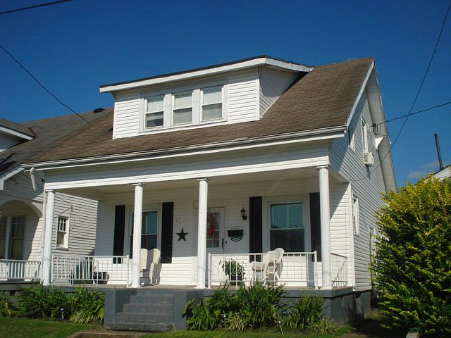 1st image of 104 Cottage St