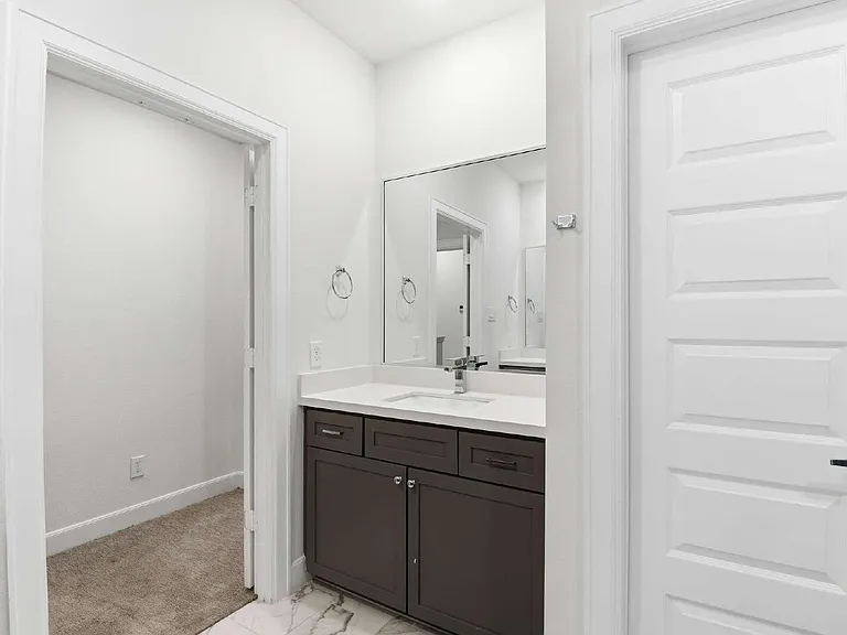 2733 Eado Edge Ct — Photo 31