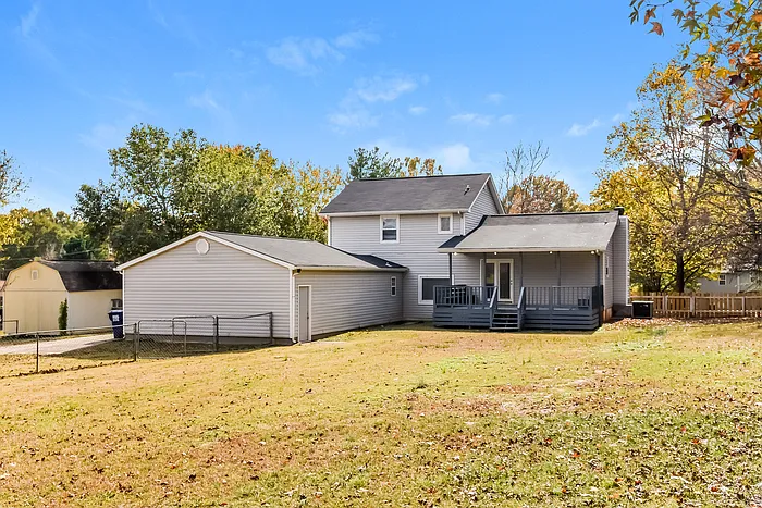 150 Dexter Cir — Photo 12