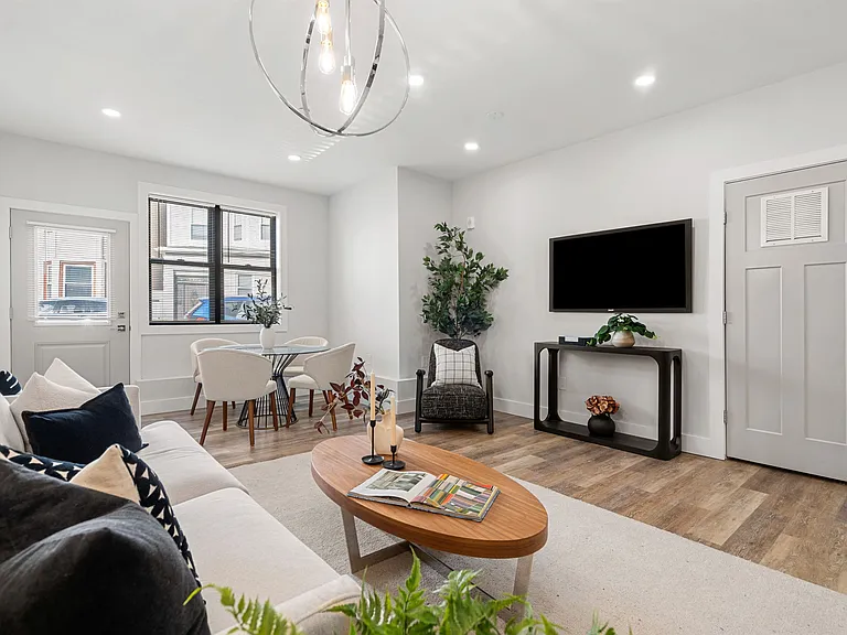 181 Bennington St #1 — Photo 18