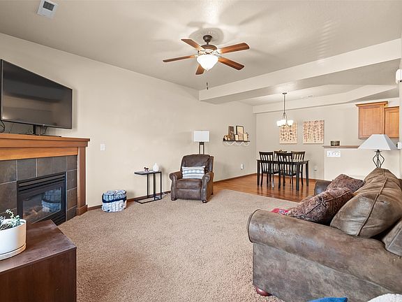 4th image of 1655 Burr Dr