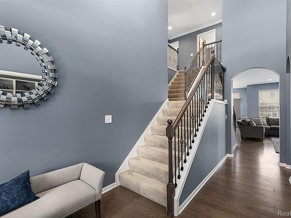 3rd image of 50302 Maywood Dr