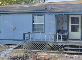 104 Beech St, Pineland, TX 75968