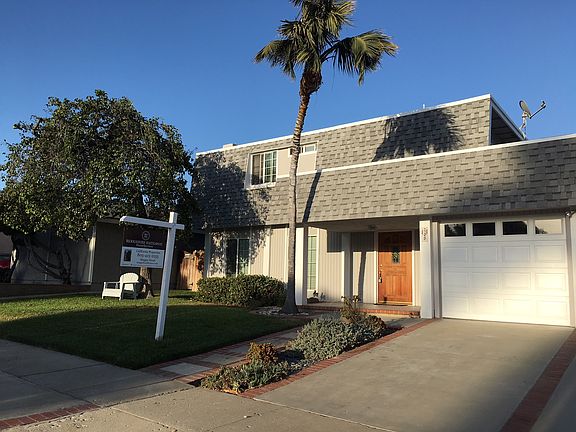 4th image of 2208 Airedale Ave