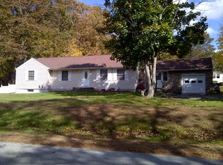 20 Collelo Ave, Moosup, CT 06354