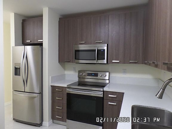 3rd image of 1546 NW 32nd St