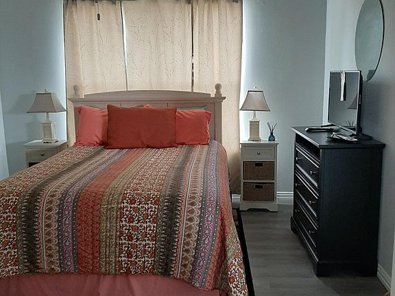 5th image of 4511 Avenue U #A