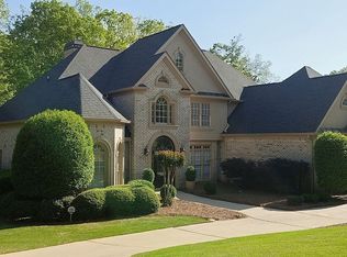 5359 Point South Dr, Gainesville, GA 30504